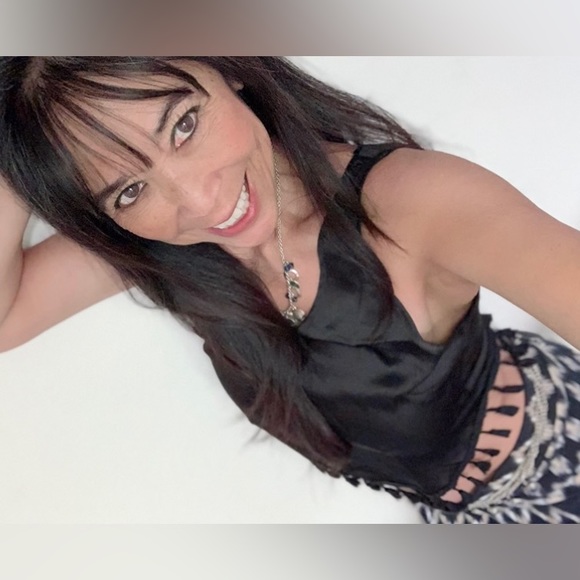 Meet your Posher, Justine - Picture 2 of 12